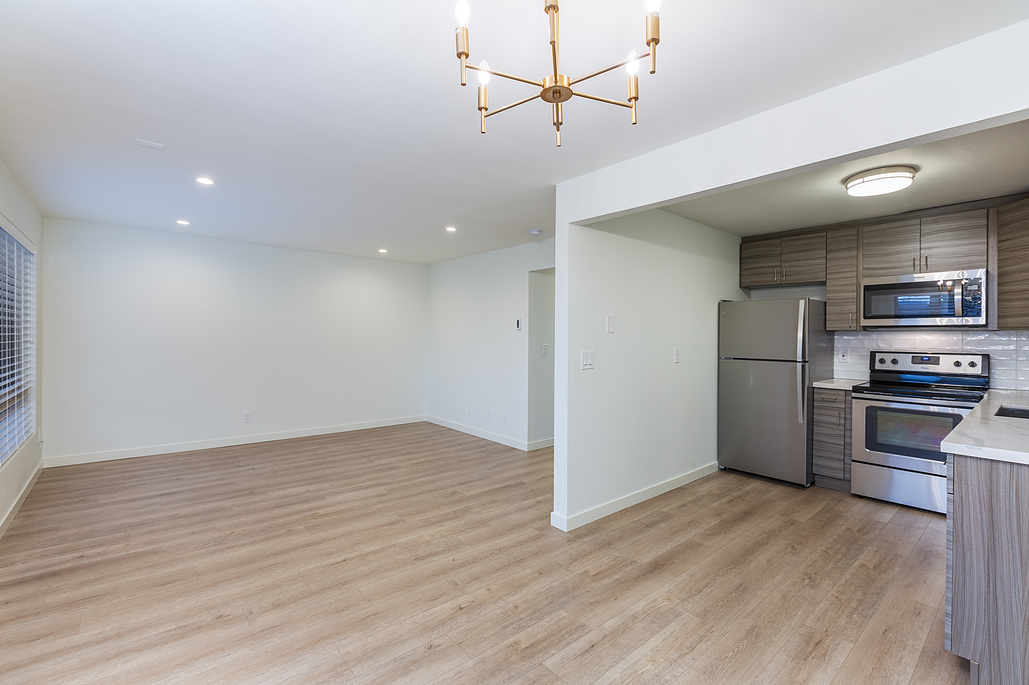 129 5th Ave NW